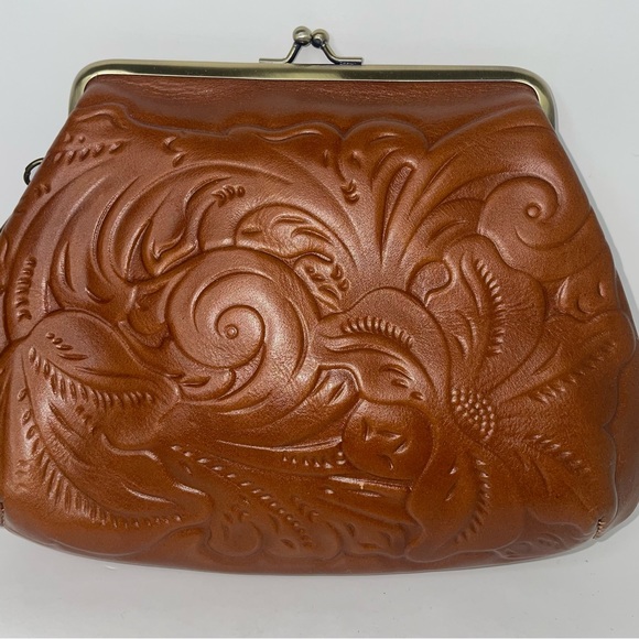 Patricia Nash SAVENA TOOLED Leather Framed Kisslock Wristlet FLORENCE - Picture 5 of 10
